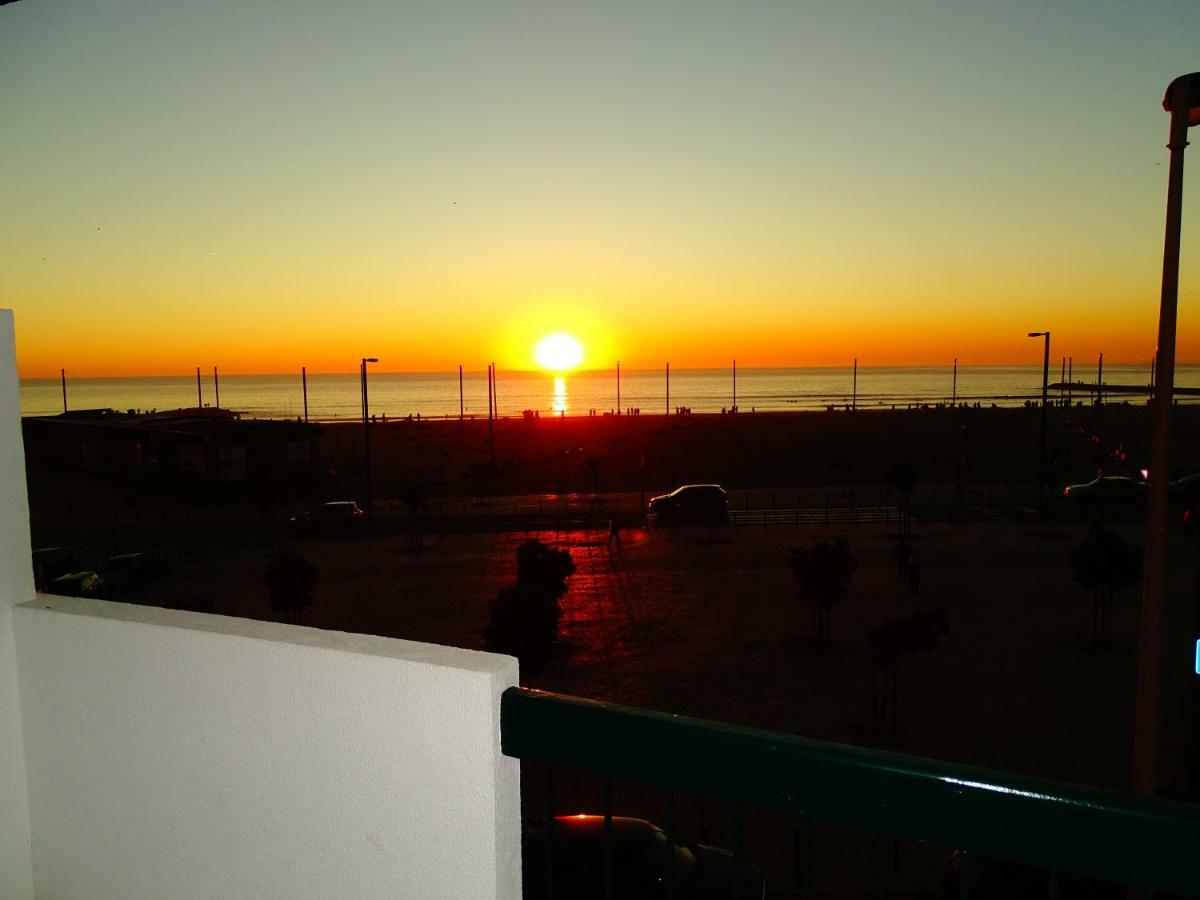 Apartment Vasco Da Gama กอสตา ดา กาปาริกา ภายนอก รูปภาพ
